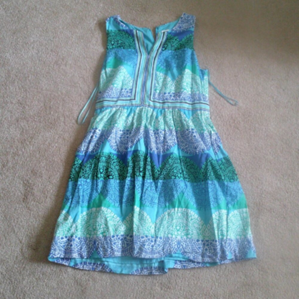 Crown & Ivy | Blue Patterned Sleeveless Dress